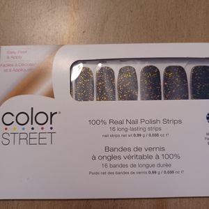 Color Street Nail Polish Strips - Deepwater Opal - Glitter
